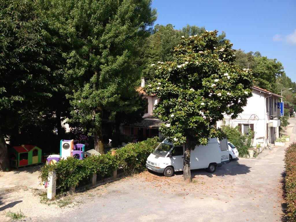 Du Loup Hotel *
